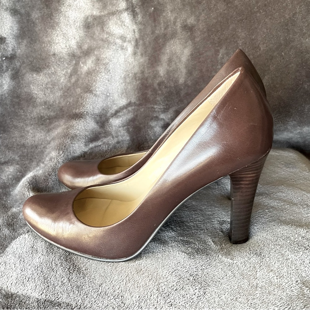 EUC Classic Brown Pumps with Stacked look High Heels by Lauren Sz 7